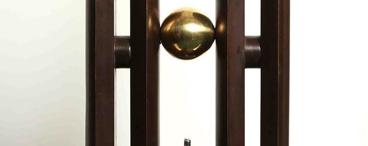 Homenaje a la Democracia . bronce . 86x47x47cm . 2000