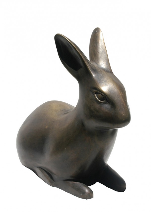 Conejo . bronce . 50x25x60cm . 1996